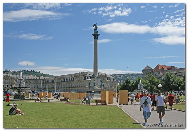 . Schlossplatz. ()